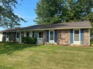 628 Greenbriar Dr, Bluffton, IN 46714