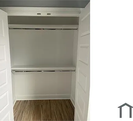 2911 Spain St — Photo 6