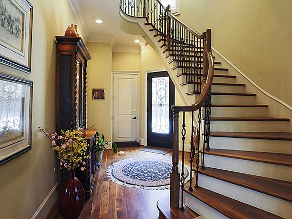 Grand Entryway welcomes you & your guests.