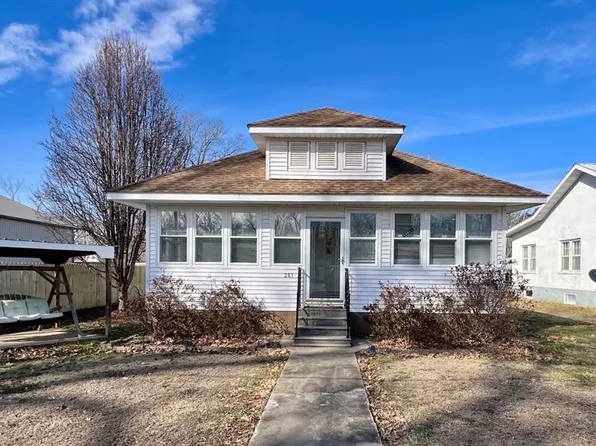 261 Ullin Ave, Ullin, IL 62992