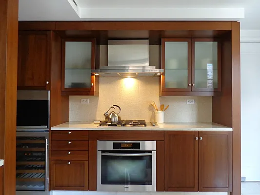 Rented by Sotheby's International Realty | media 55