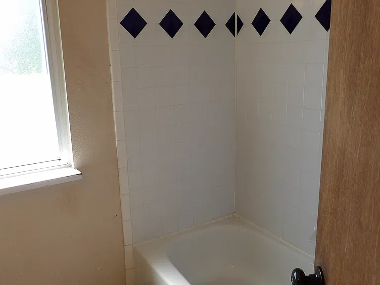 3483 Foxridge Dr — Photo 18