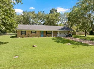 101 Martin St, Naples, TX 75568