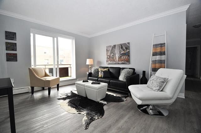2nd image of 44 Hayden St #2