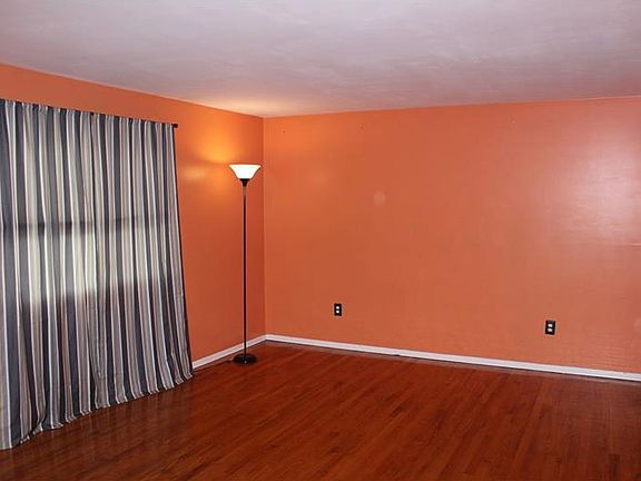 4th image of 6503 Simmons Ave