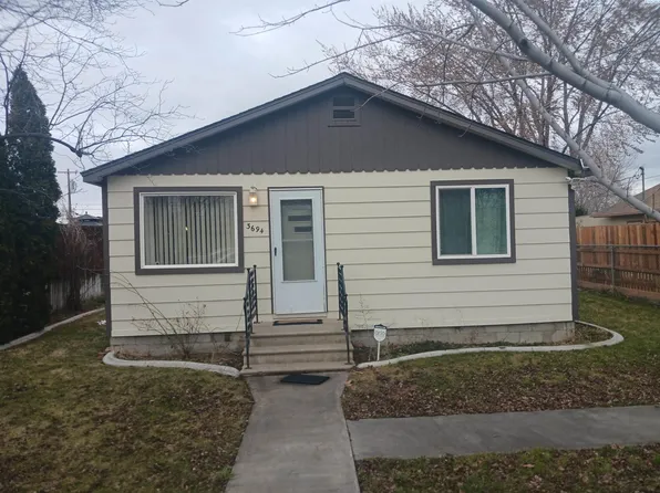 3694 Fargo St, West Richland, WA 99353