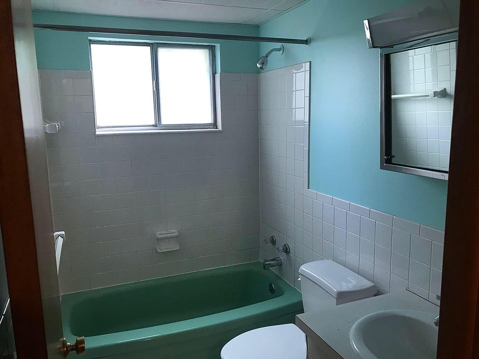 1st image of 2500 Sheridan Dr APT 2