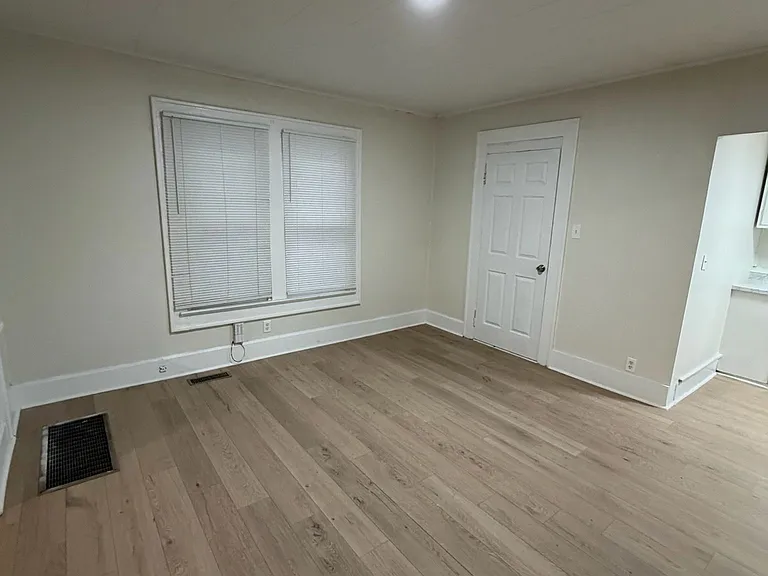 1620 Palmer St — Photo 5