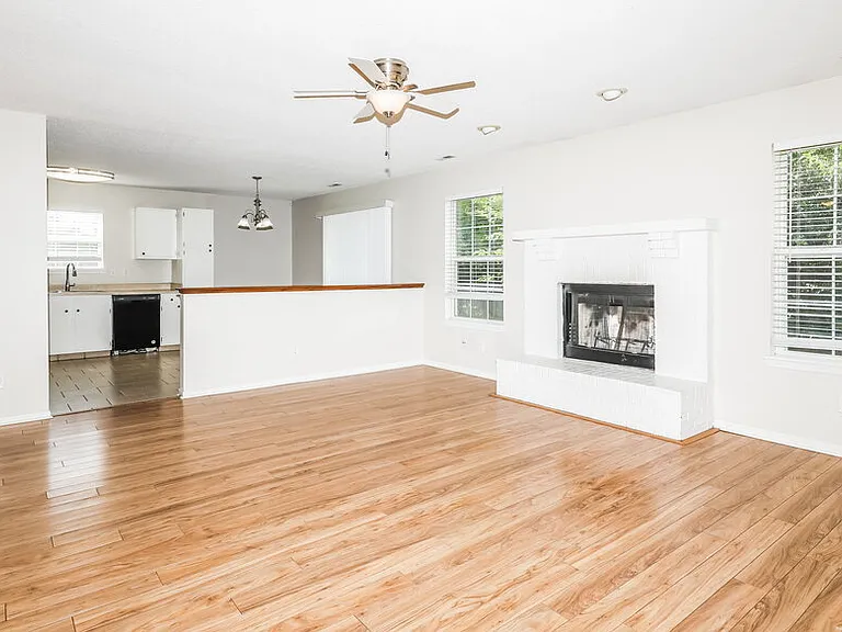 7394 Tassel Ct — Photo 5