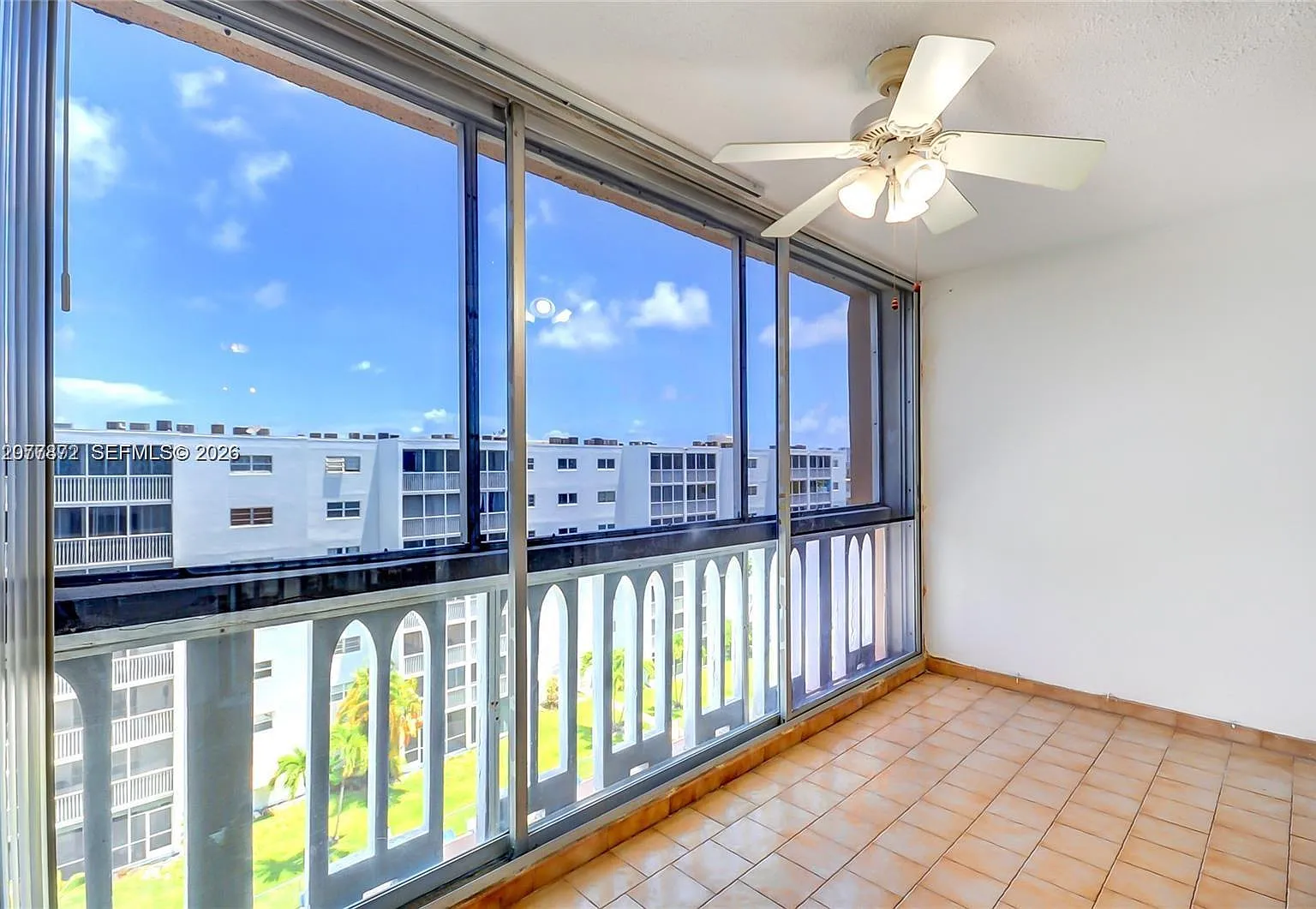 2 bed, 2.0 bath, $2,200 — Photo 4