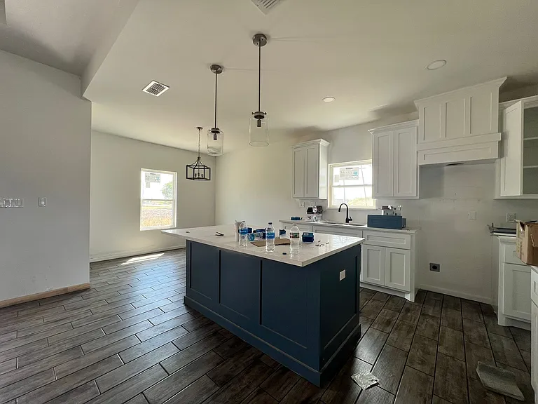 108 Faith Dr — Photo 9