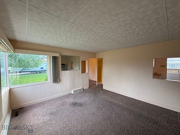 4th image of 2211 George St