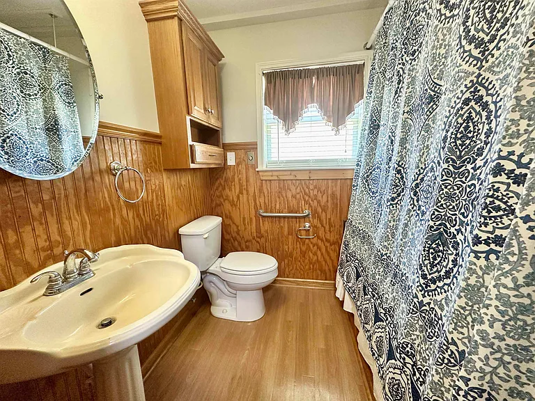 1530 Halverson Rd — Photo 13