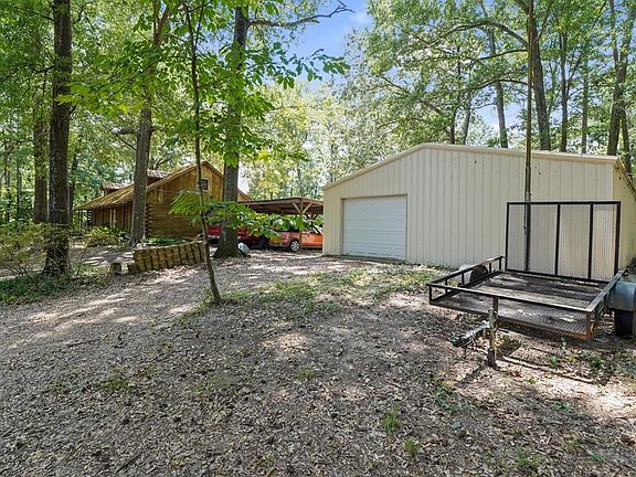 3rd image of 2132 County Road 403