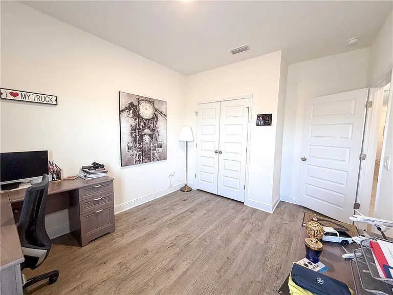 27137 Augustine Dr — Photo 22