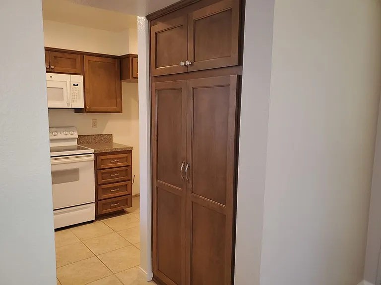 1504 Bobwhite Ln — Photo 6