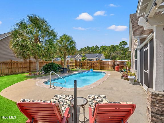 2nd image of 568 Stonehaven Court