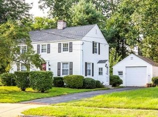 480 Plumtree Rd, Springfield, MA 01118