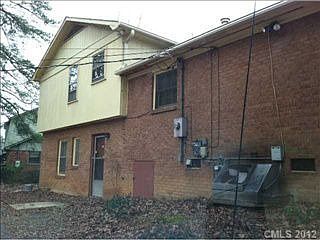 2nd image of 3234 Banbury Dr