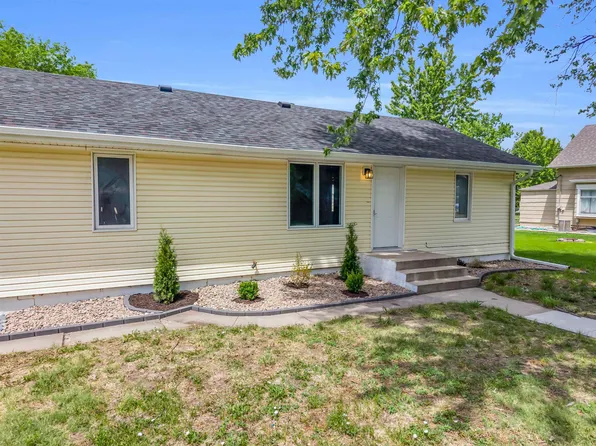 409 Silver St, Oxford, NE 68967