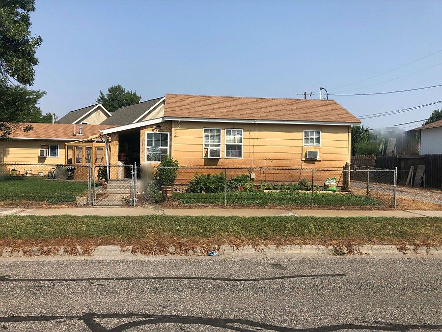 1st image of 2815 9th Ave S
