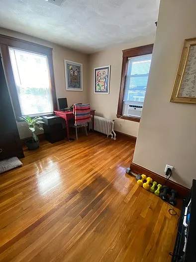 Eliot Cres — Photo 24