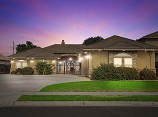 992 N Canyon Dr, Modesto, CA