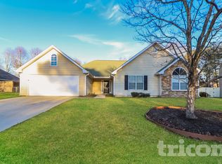 523 Ashton Manor Dr, Loganville, GA 30052