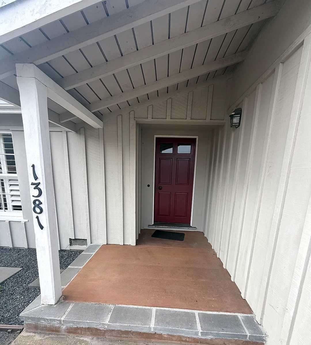Building Photo - 1381 W Muirlands Dr