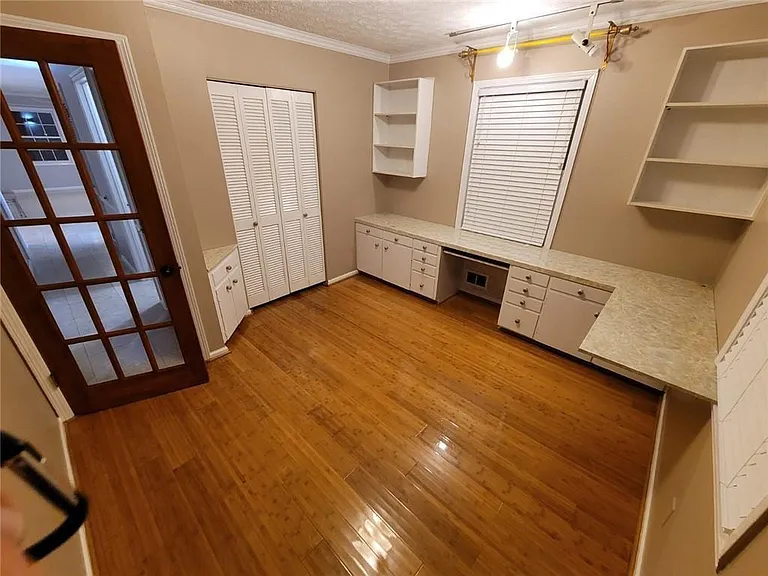Bedroom/Office