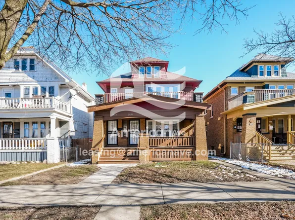 2650 N 50th St #2650, Milwaukee, WI 53210