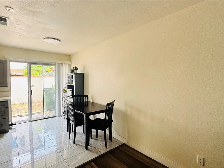 23624 Western Ave #B — Photo 3