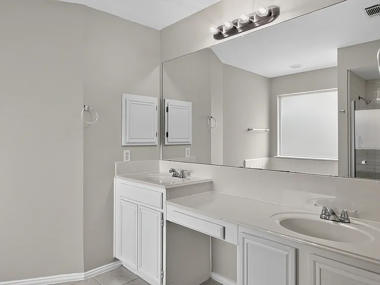 2740 Windswept Ln — Photo 38