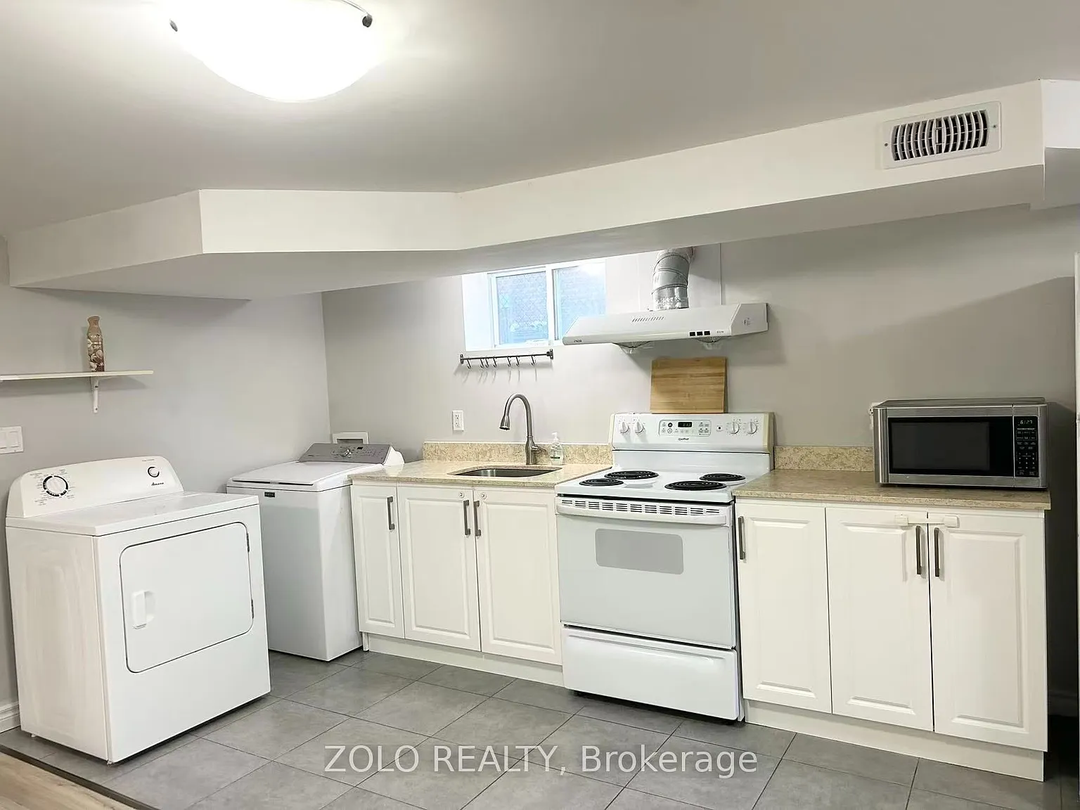 2 bed, $1,550 — Photo 2
