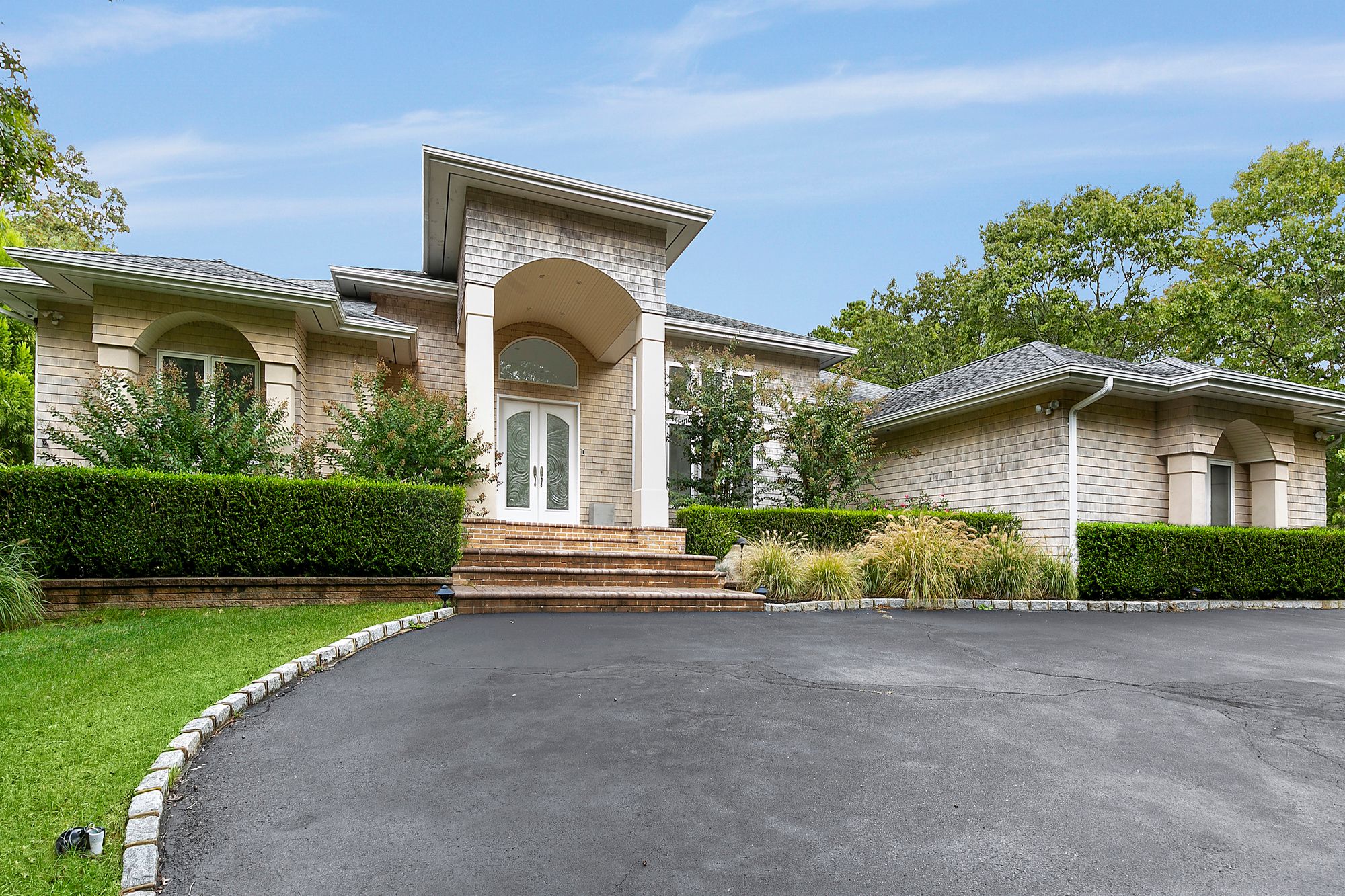 162 Chardonnay Dr in East Quogue Out East