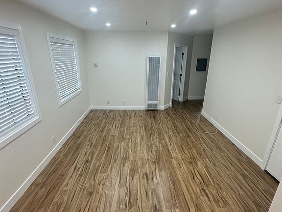 5th image of 4820 W 119th Pl APT 1