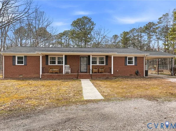 8926 Dabney Dr, Sutherland, VA 23885