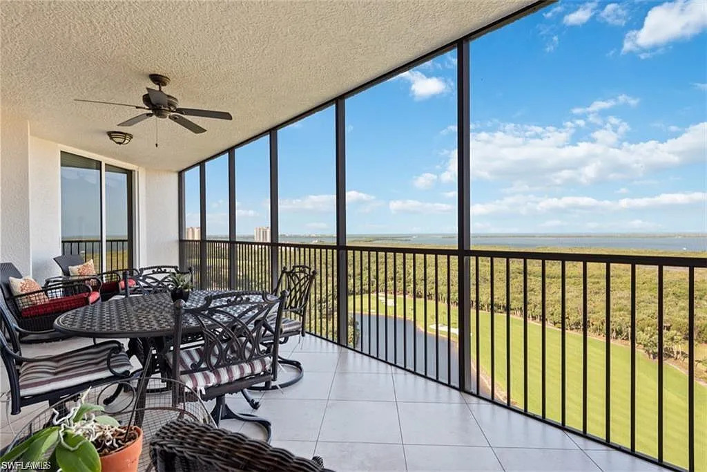 3 bed, 3.0 bath, 1910 sqft, $8,000 — Photo 4