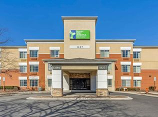 Chicago - Naperville - East, Naperville, IL 60563