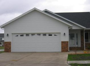 4794 Pines Cir, Grand Forks, ND 58201