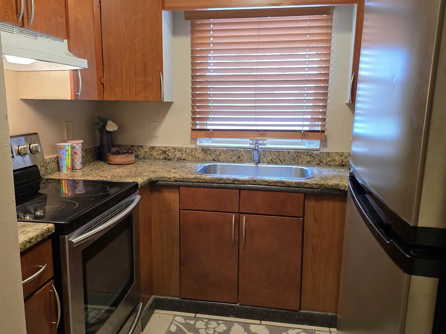 3 bed, $1,750 — Photo 4