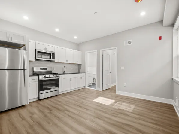 5244 Spruce St #4, Philadelphia, PA 19139