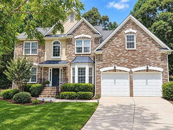 4th image of 3270 Royal Creek Way SW