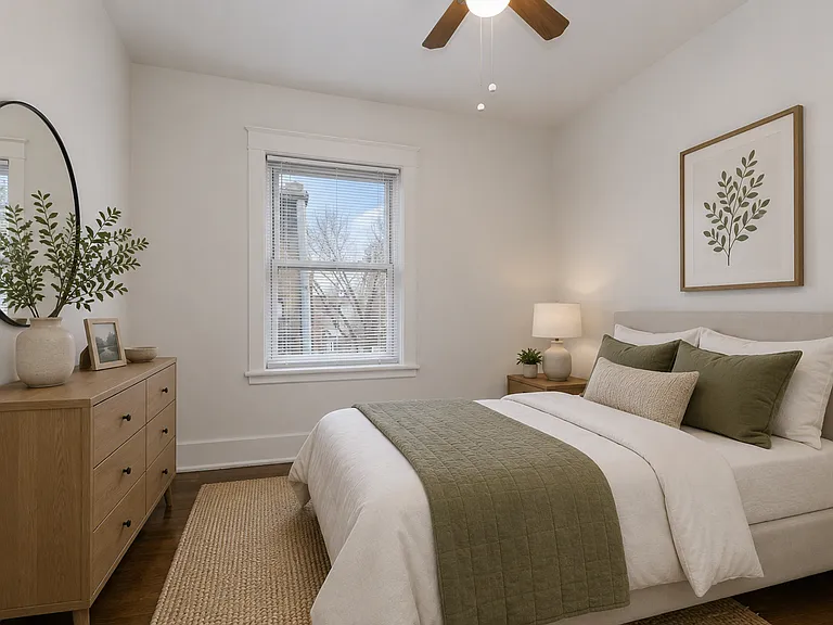11259 S King Dr — Photo 13