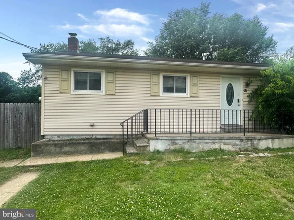 31 Trilby Ave, Westville, NJ 08093