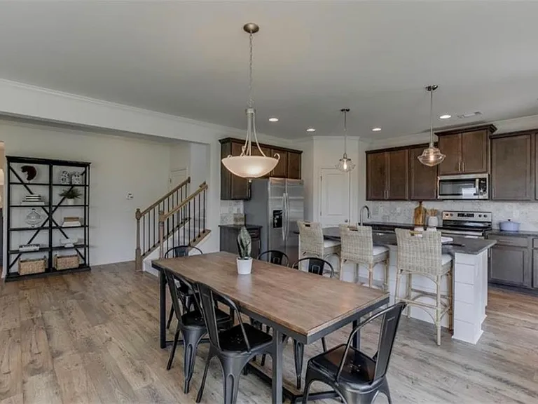 5453 Trillium Way — Photo 8