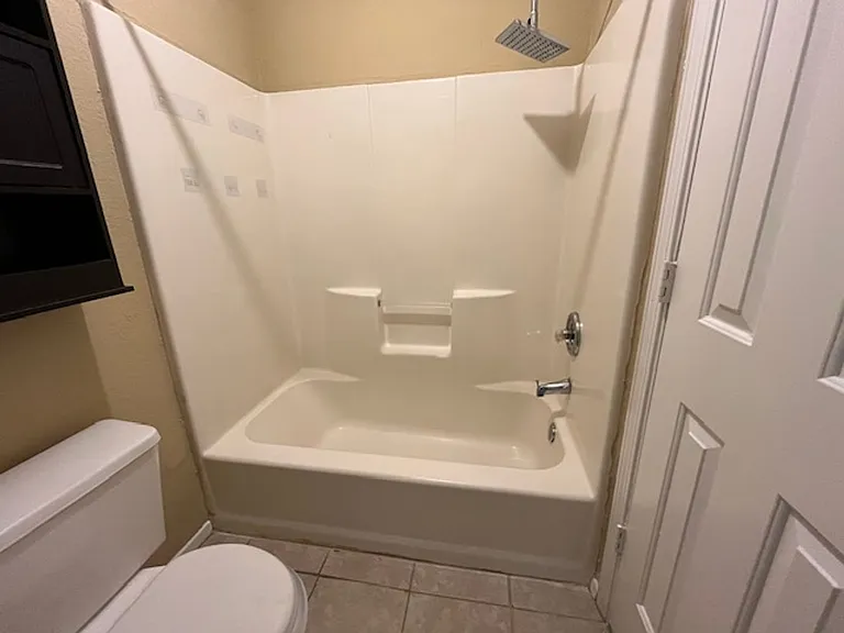 2635 Brachton Cv E — Photo 9