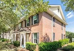 2 bed, 2.5 bath, 1076 sqft, $1,650 — Photo 2