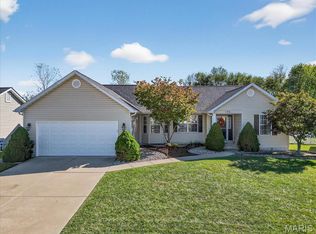 136 Brookshire Creek Dr, Wentzville, MO 63385