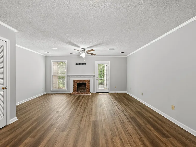 4608 Jacqueline Ln — Photo 14